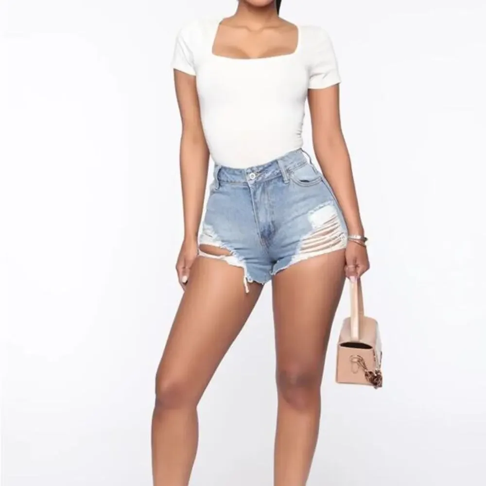 NWT Fashion Nova Jean Shorts Womens M Medium Wash Distressed Daisy Dukes Cowgirl - Picture 3 of 7